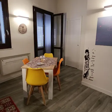 Aura's Apartment Palermo